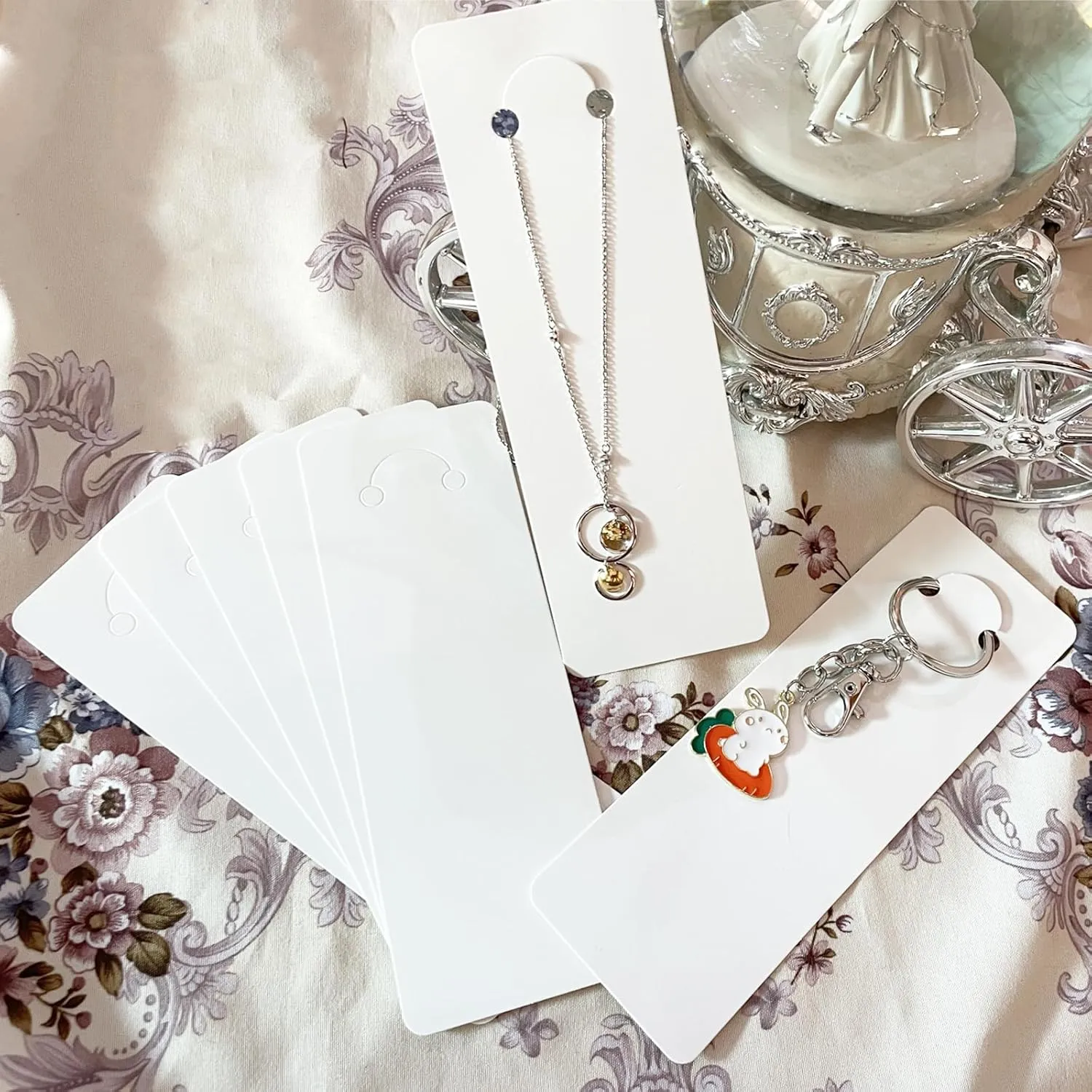 120 Set Keychain Display Card with Self-Sealing Bags, Keychain Packaging Keyring Jewelry Holder Display (White 5.9X2inch)