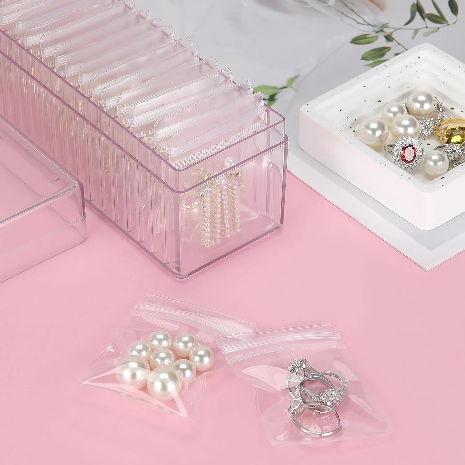 Acrylic Jewelry Organizer Box, Clear Jewelry Storage Box with 20 Anti Tarnish Jewelry bags, Portable Travel Jewelry Holder Case for Ring Earring Necklace for Girl Women (Clear)