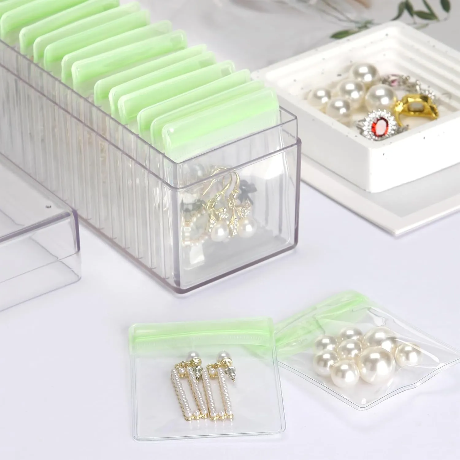 Acrylic Jewelry Organizer Box, Clear Jewelry Storage Box with 20 Anti Tarnish Jewelry bags, Portable Travel Jewelry Holder Case for Ring Earring Necklace for Girl Women (Green)