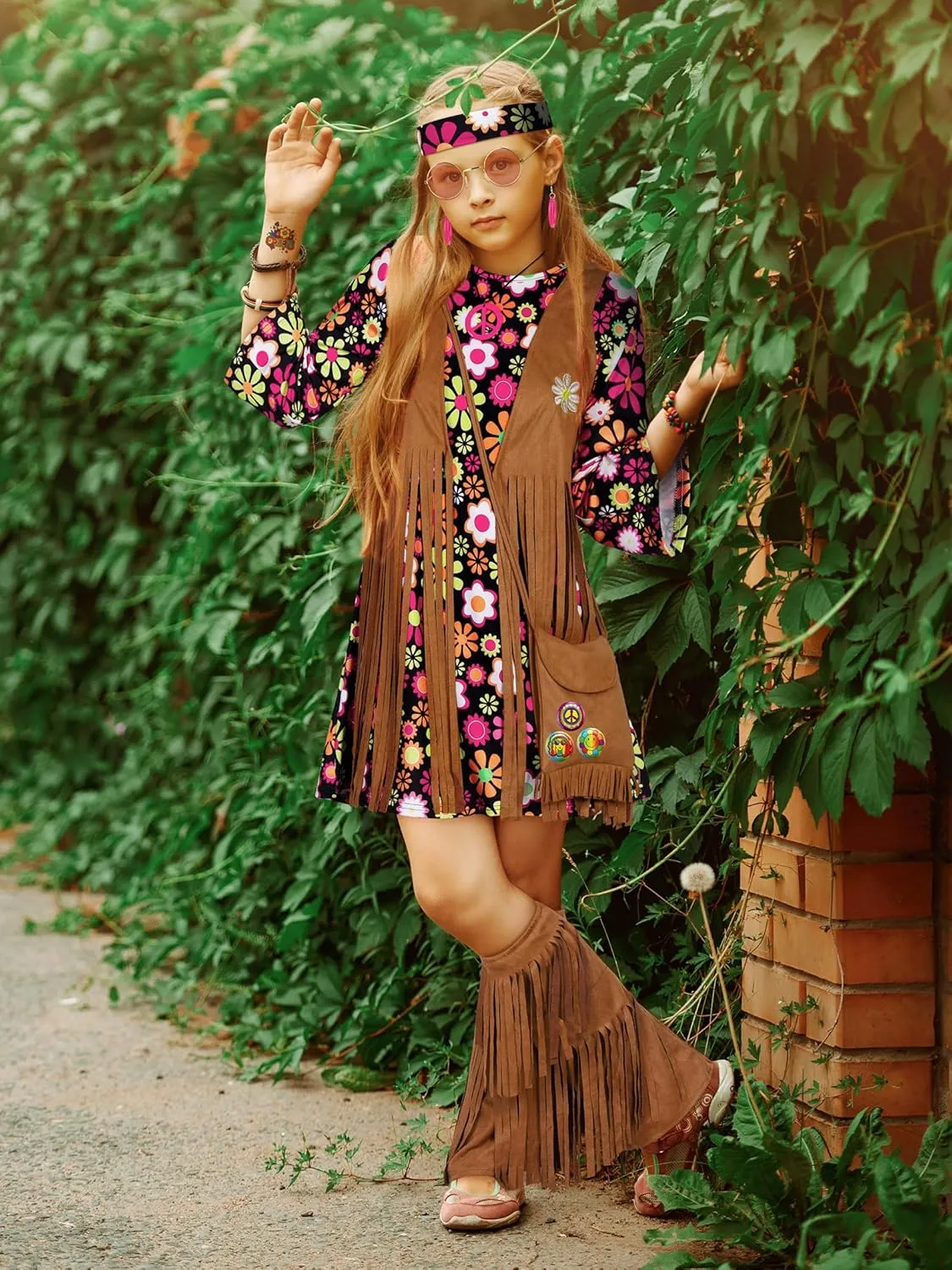 AOTHSO 22 Pcs Girls 70s Hippie Costume Set Dress Vest with Tassel Earring Necklace Headband Bag Pins Tattoos for Halloween