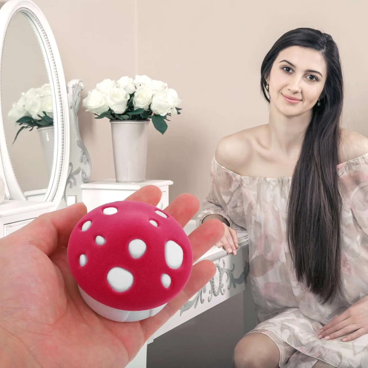 Cabilock Mushroom Shape Jewelry Box, Flannel Ring Necklace Organizer, Cute Red Mushroom Decor, Mushroom Shape Jewelry Boxes for Travel, 1.96x1.96x1.96 Inches
