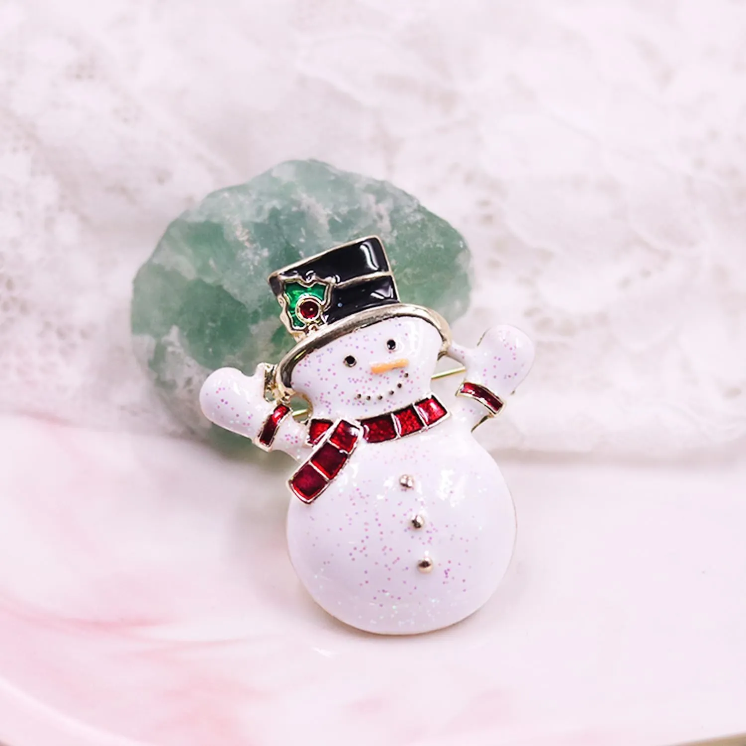 Christmas Snowman Brooch Pin Enamel Lapel Pin Cartoon Brooch Pin Badges Brooch Pins for Clothing Bags Crystal Christmas Jewelry for Women