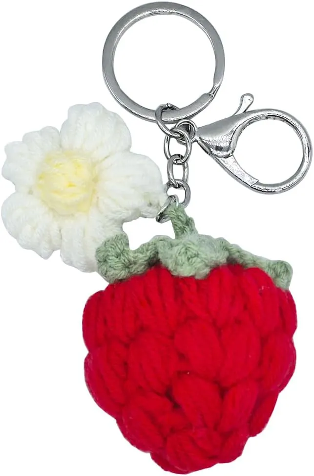 Cute Weaving Strawberry Car Key Chain Ring Charm Boho Strawberry Keychain Pendant For Women Girls Backpack Purse