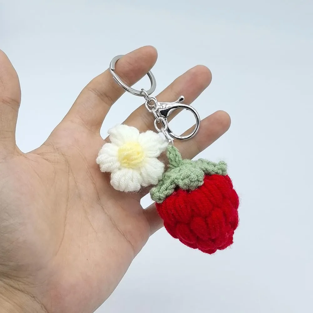 Cute Weaving Strawberry Car Key Chain Ring Charm Boho Strawberry Keychain Pendant For Women Girls Backpack Purse