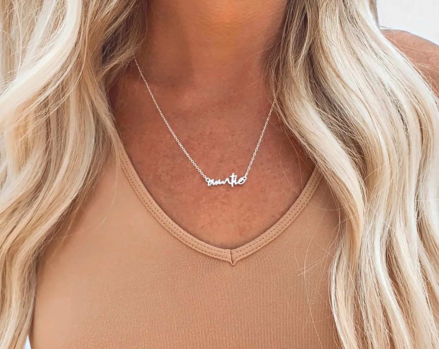 Dainty Mama, Auntie Pendant Necklace for Women, 925 Sterling Silver, Gold, or Rose Gold, Pretty Mothers Day Gift for Mom or Aunt, Personalized Mommy Charm Necklace Jewelry
