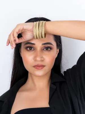 Dhokra Style Brass Striped Bangle