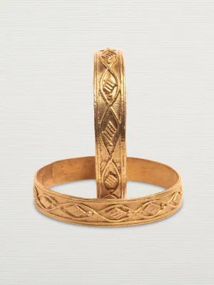 Dhokra Style Patterned Brass Bangle