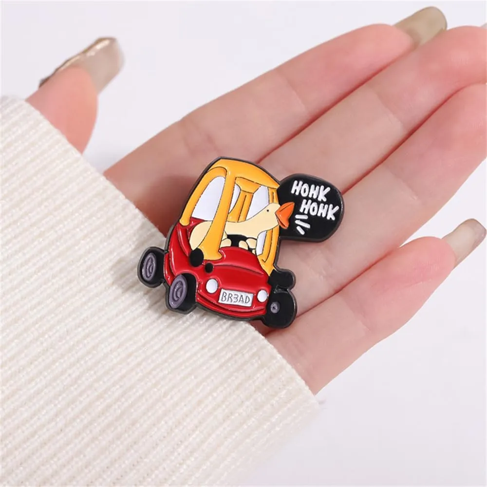Funny Goose Enamel Lapel Pin Cute Creative Cartoon Animal Silly Goose Brooch Bags Jackets Hats Accessories for Women Men