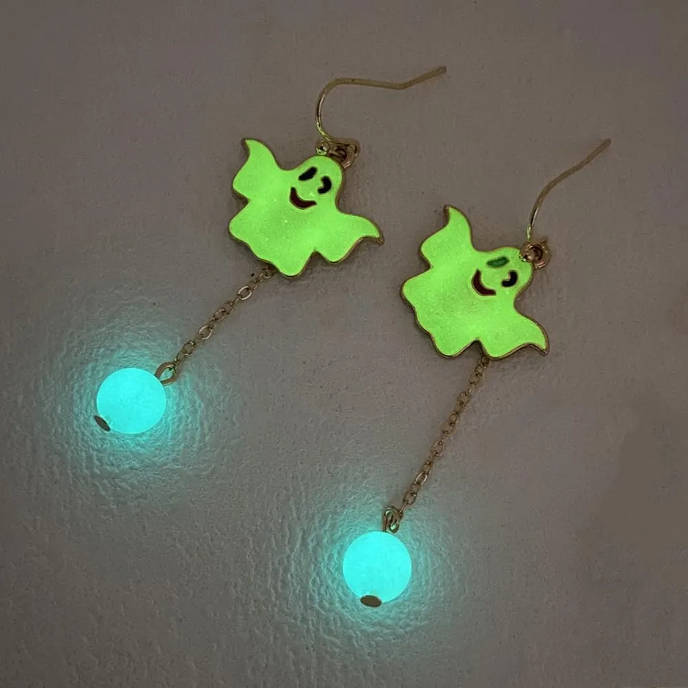 Halloween Glow in The Dark Earrings Glowing Magical Fantasy Fairy Ghost BOO Charm Cat Pumpkin Dangle Tassel Chain Drop Spooky Luminous Earrings Theme Jewelry Gift Costume Accessories