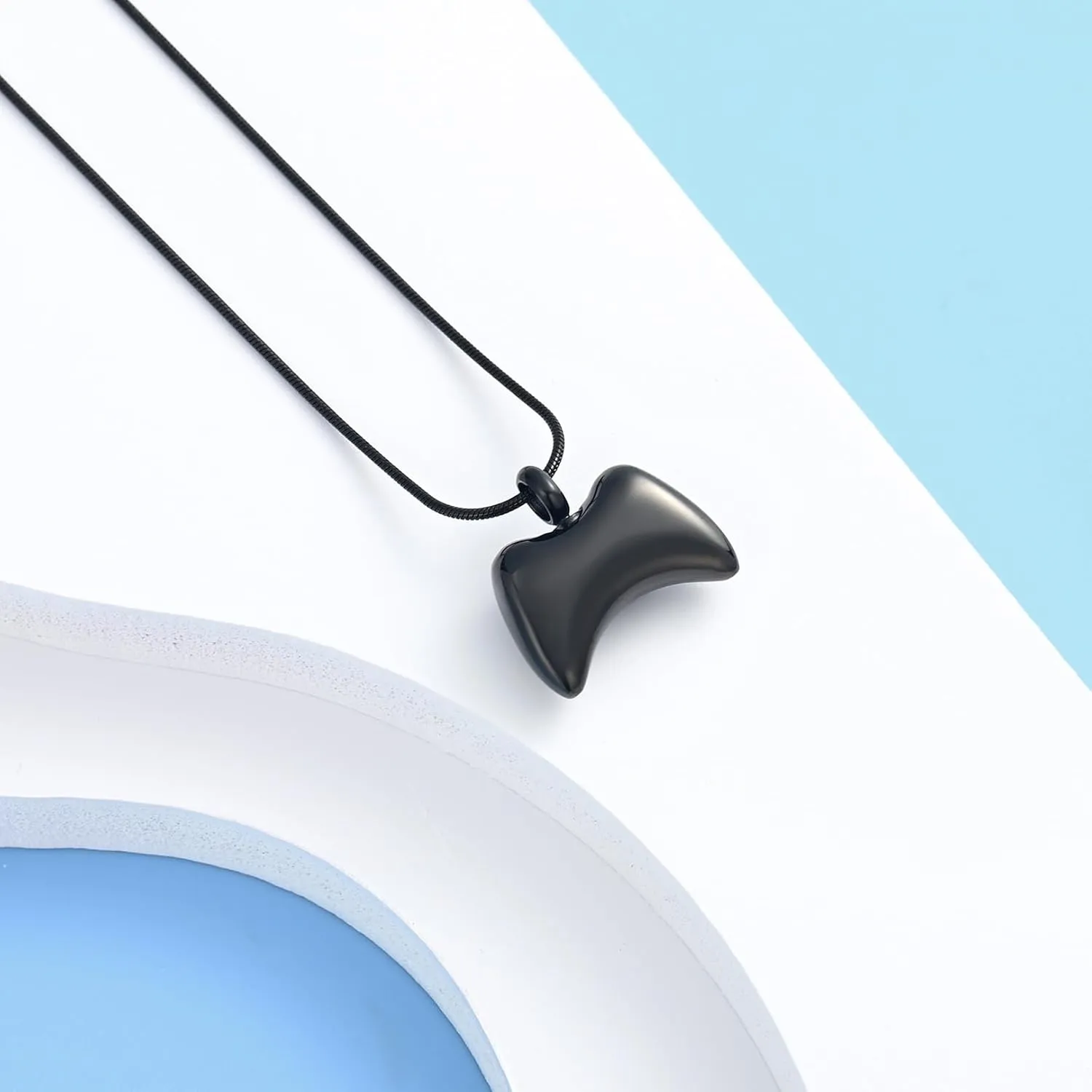 Hearbeingt Cremation Jewelry for Ashes Pendant Game Controller Urn Necklace Ashes Holder GamePad Keepsake Necklace for Men for Boy