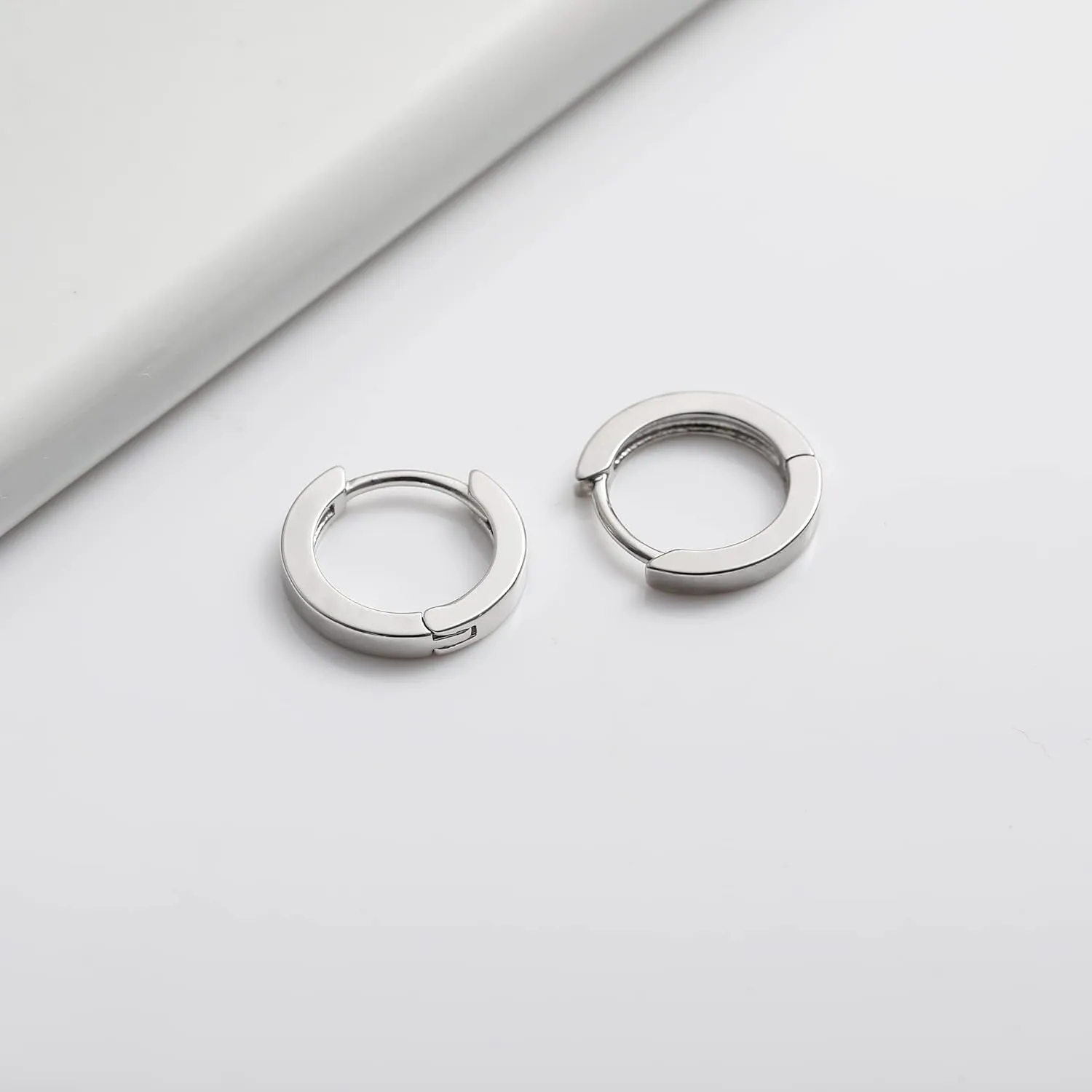micuco Small Gold Hoop Earrings for Women 14K Gold Plated Huggie Hoop Earrings
