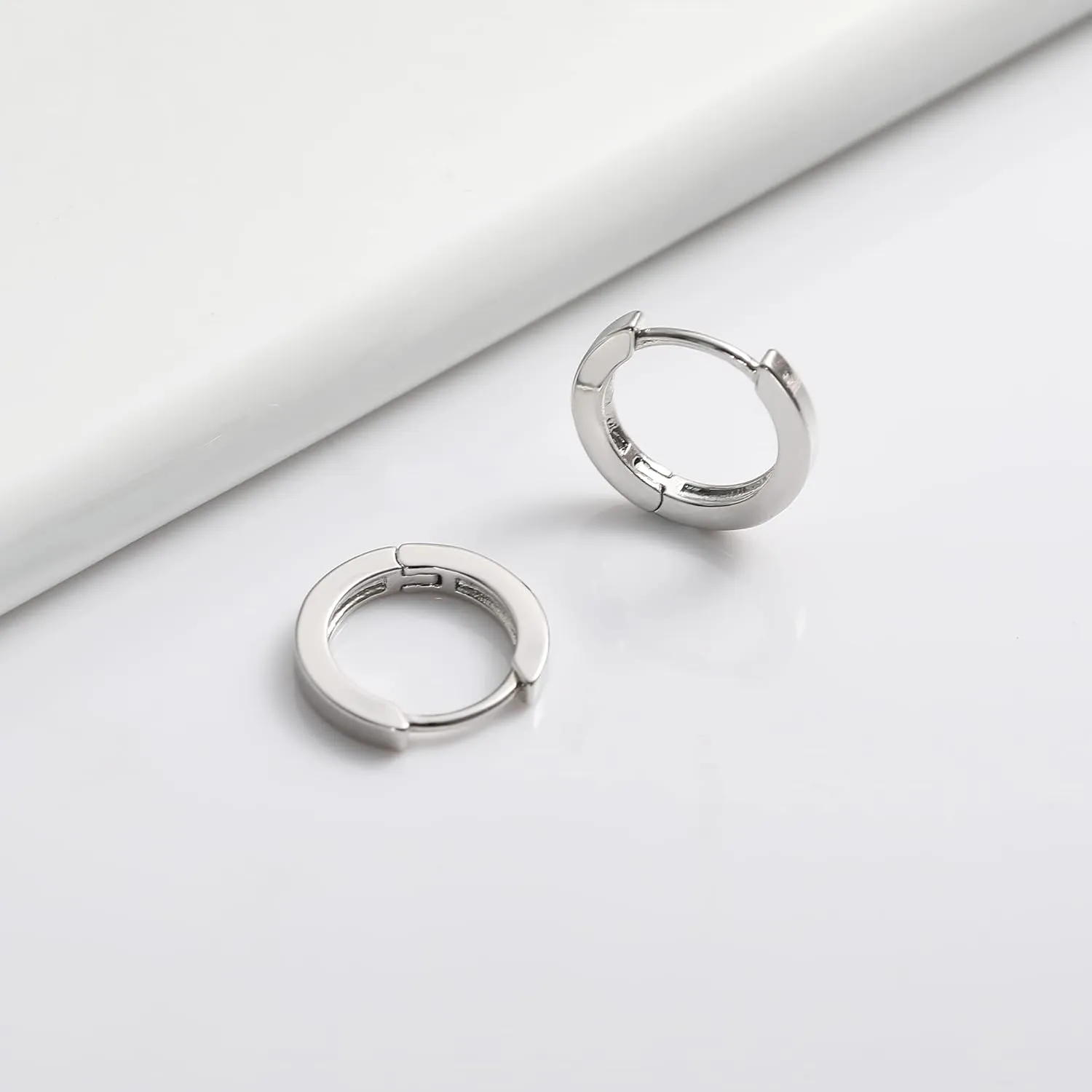 micuco Small Gold Hoop Earrings for Women 14K Gold Plated Huggie Hoop Earrings