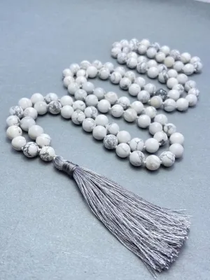 Natural Howlite 8mm 108 Mala Beads, Spiritual, Meditation Beads, Reiki, Japa Mala, Buddhist Prayer Beads, Yoga Bracelet, healing beads LKMALA-RRGU-3573
