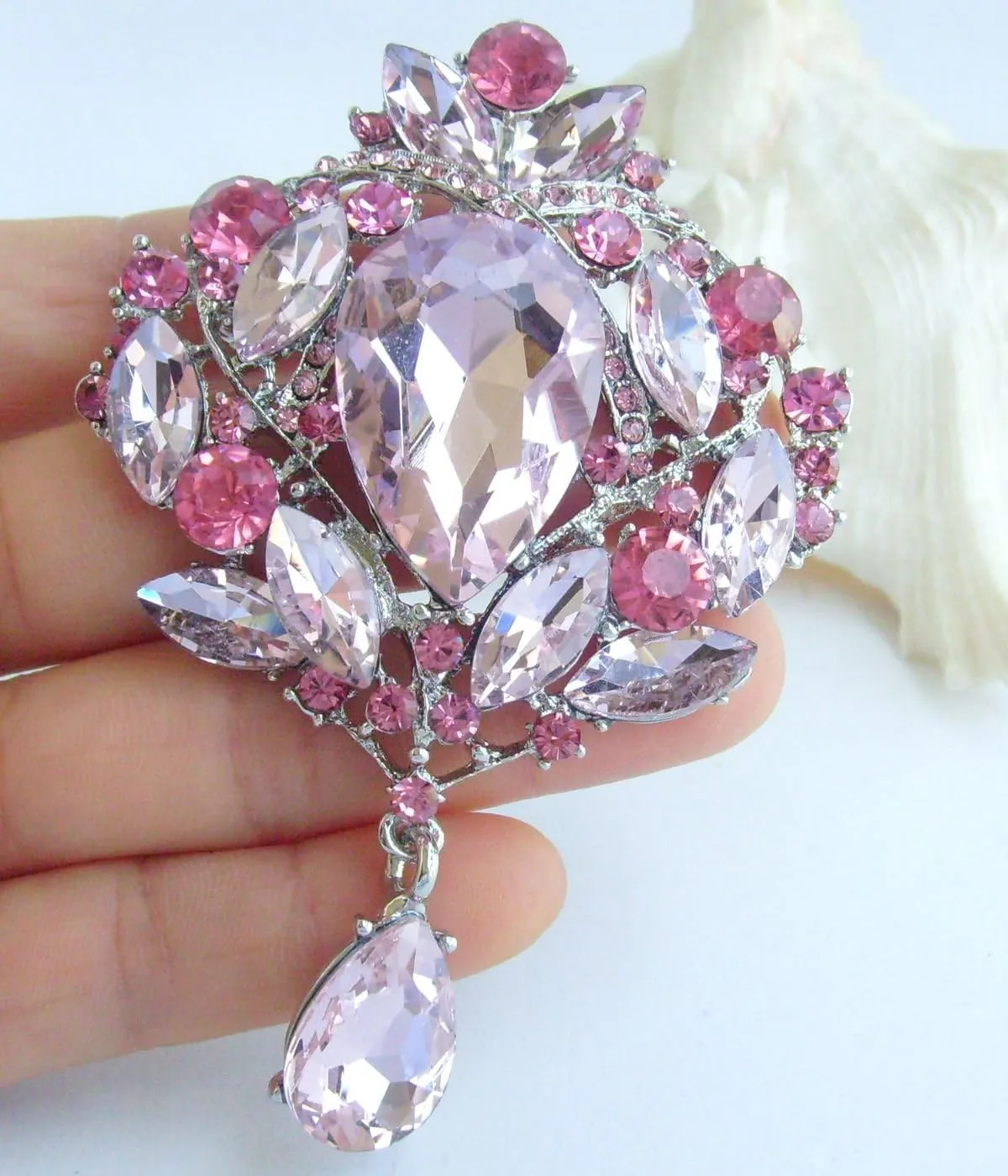 Party Prom Jewelry Teardrop Brooch Pin Pendant Rhinestone Crystal BZ4082