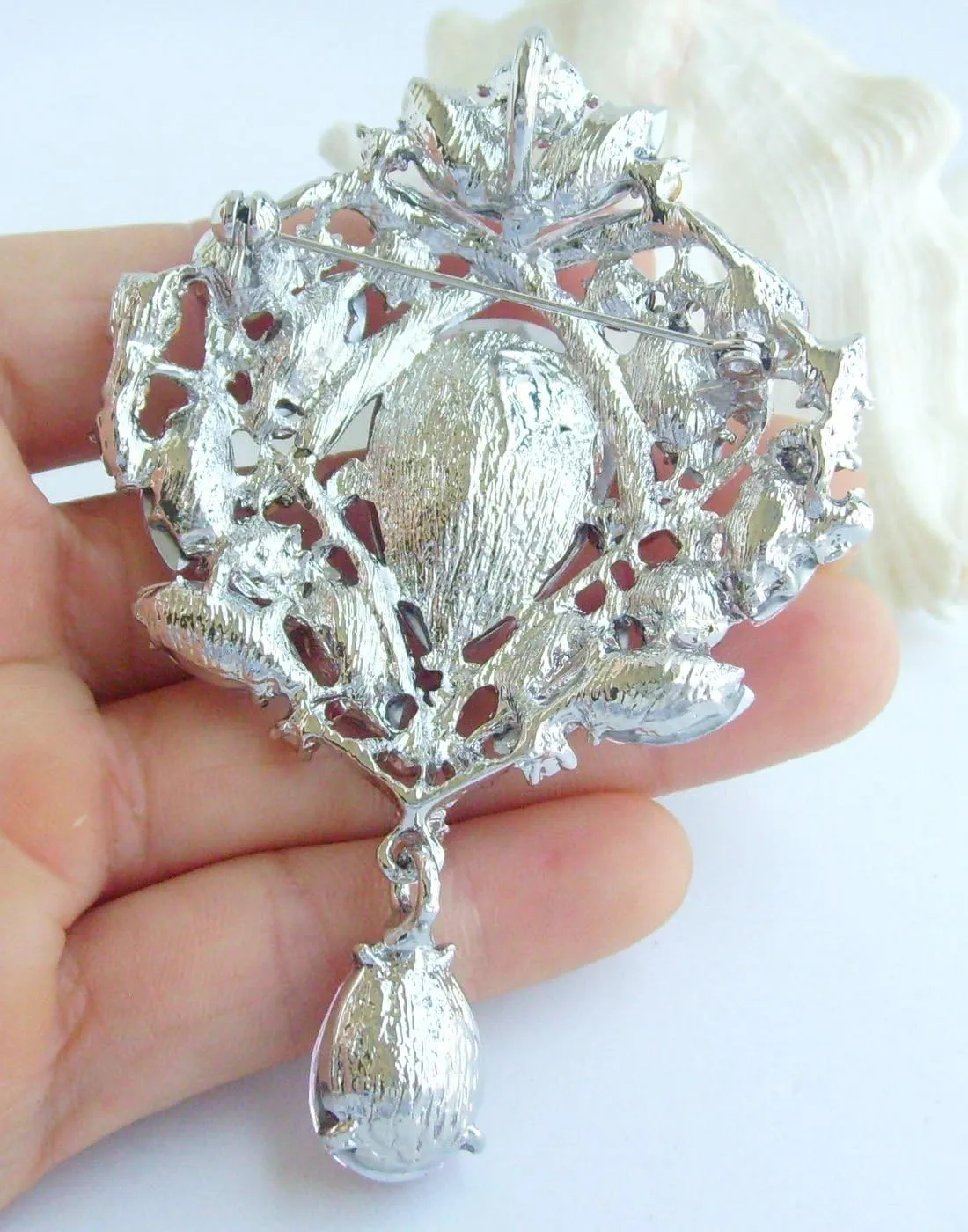 Party Prom Jewelry Teardrop Brooch Pin Pendant Rhinestone Crystal BZ4082