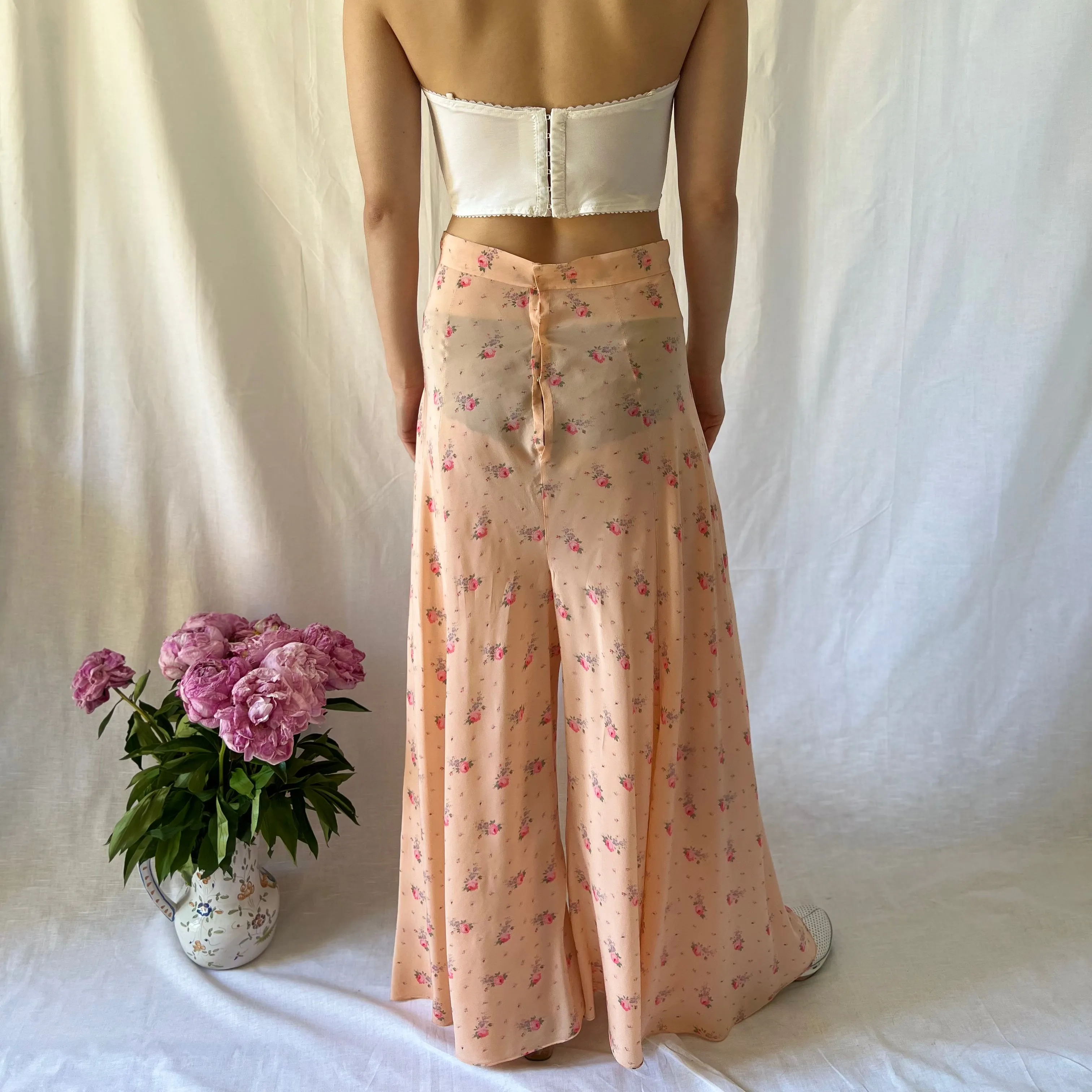 Vintage white lace bustier